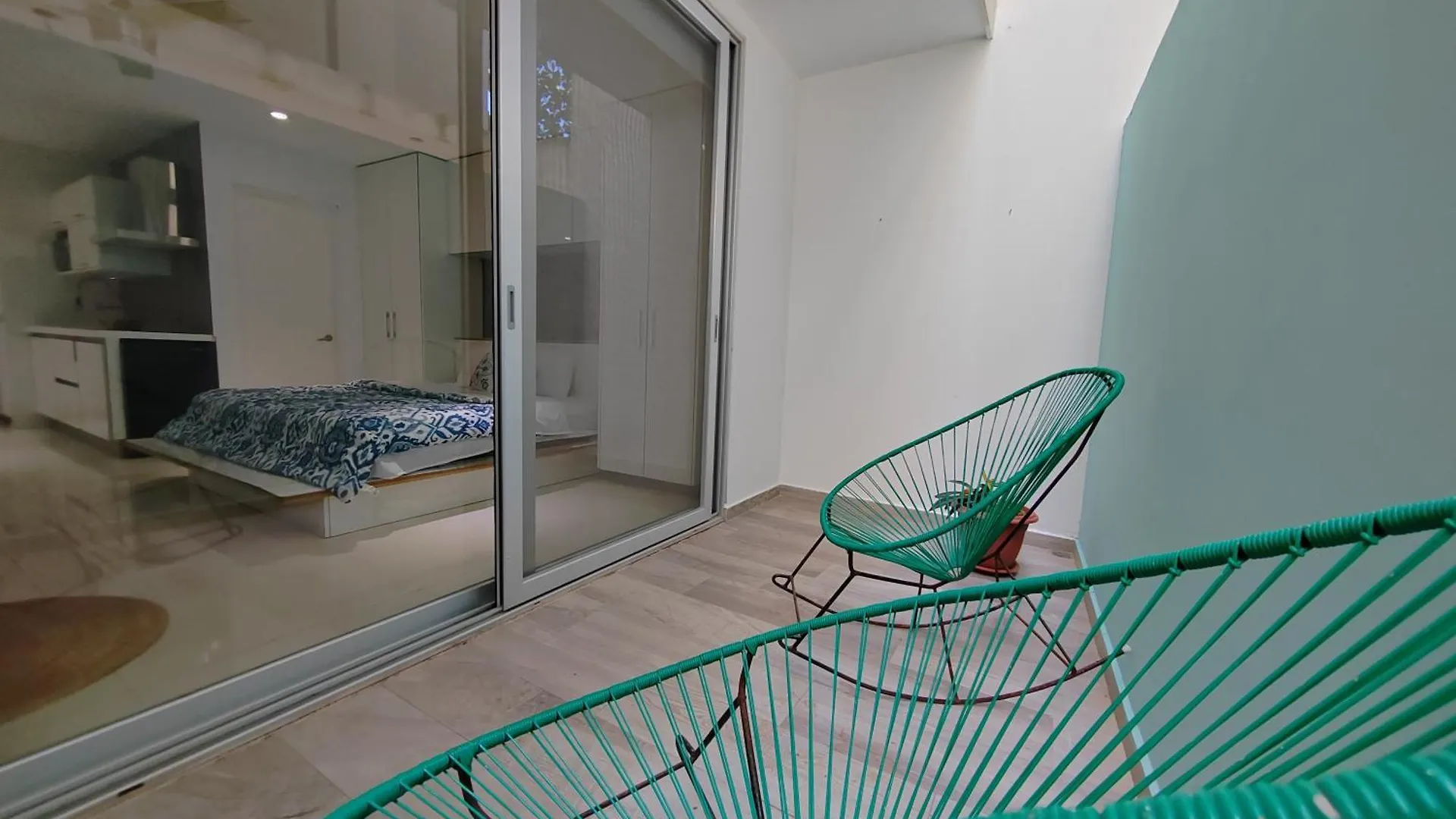 Centrally Located Apartments Steps Away From 5Th Avenue And The Beach! By.Yeah Playa del Carmen