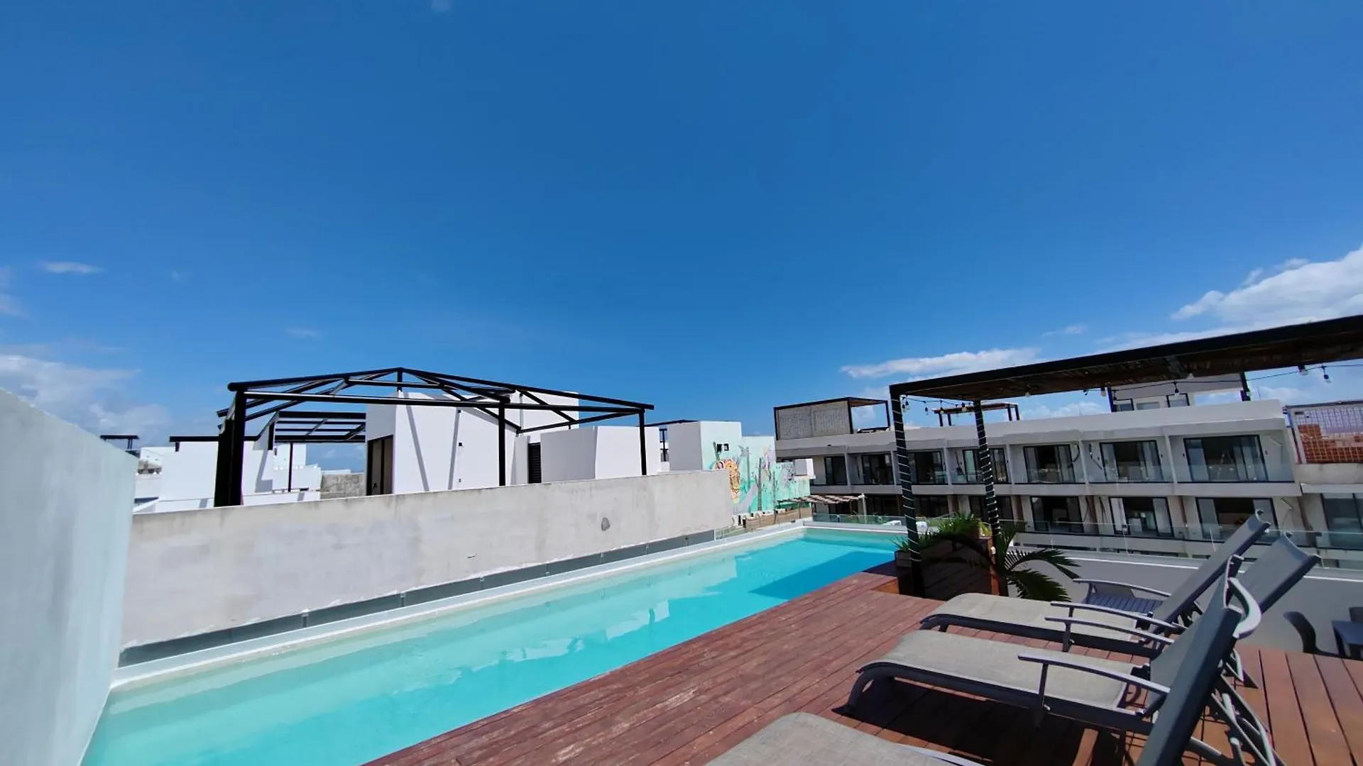 Centrally Located Apartments Steps Away From 5Th Avenue And The Beach! By.Yeah Playa del Carmen Mexico