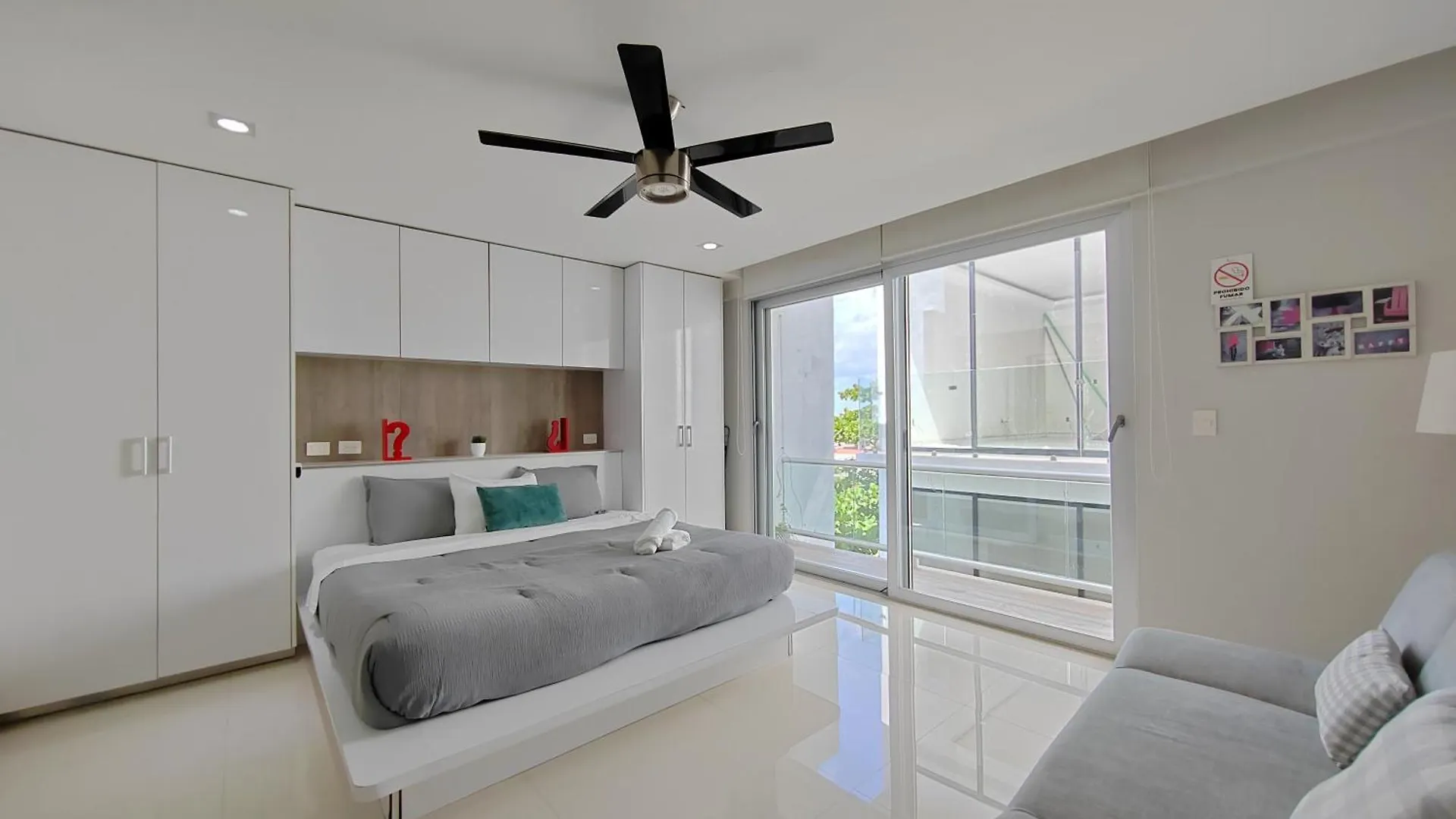 Centrally Located Apartments Steps Away From 5Th Avenue And The Beach! By.Yeah Playa del Carmen