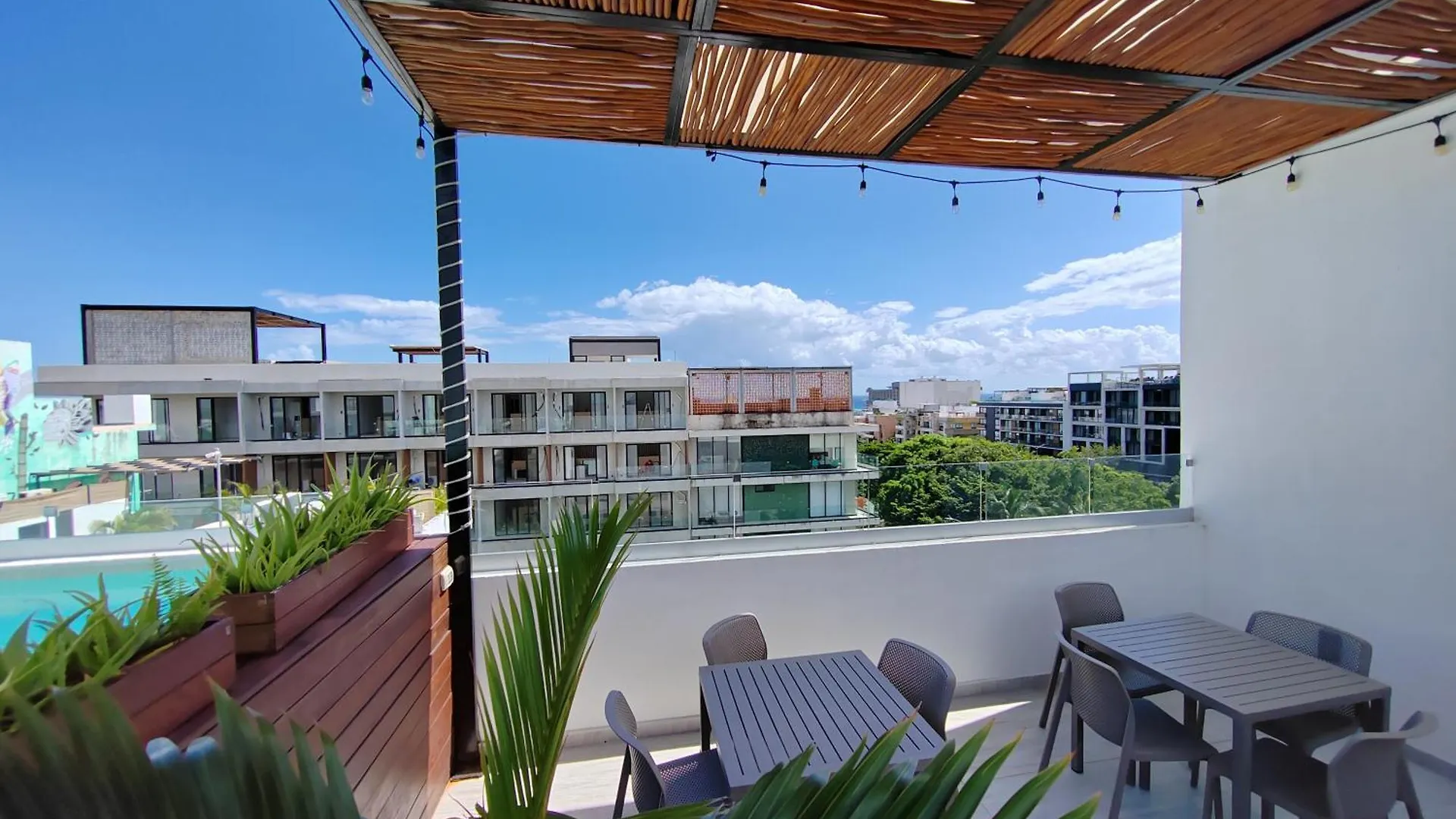 Centrally Located Apartments Steps Away From 5Th Avenue And The Beach! By.Yeah Playa del Carmen